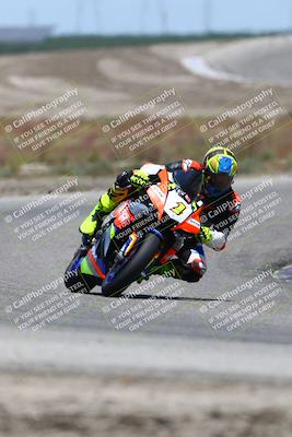 media/May-25-2025-Lets Ride (Sun) [[0ff033e448]]/B Group/1220pm (Riverside)/